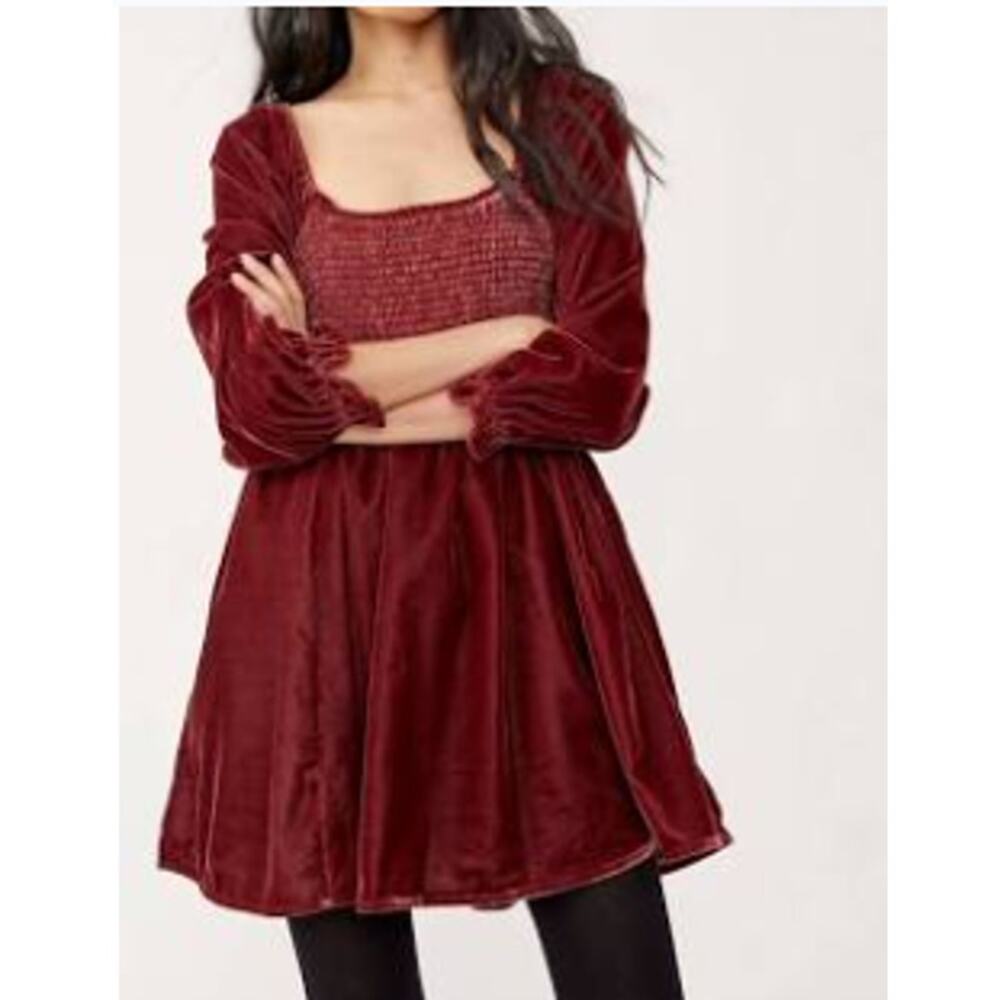Free People Daphne Velvet Babydoll Dress. Smocked Renaissance Whimsigoth-Sz L - Picture 4 of 11